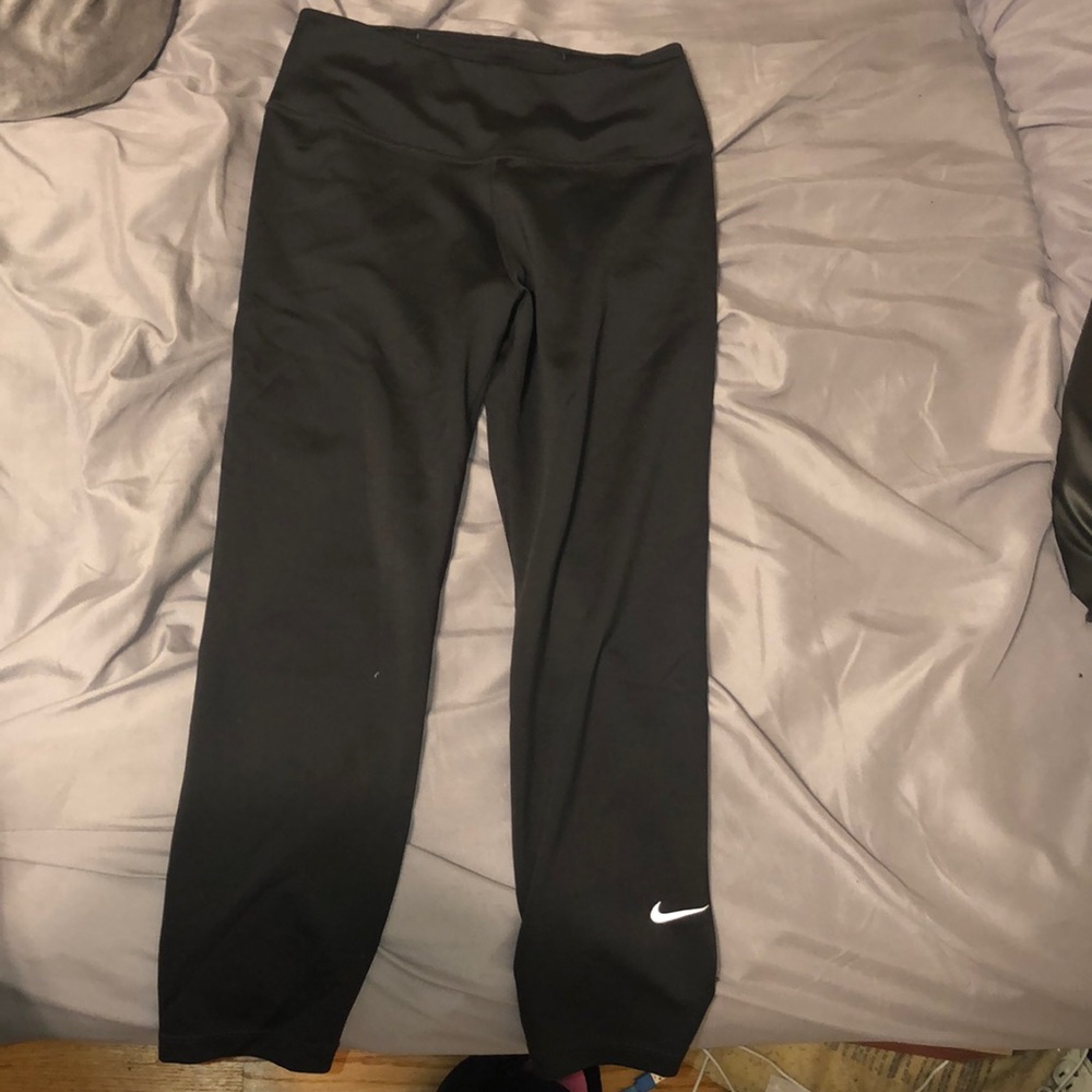 Women’s Nike Leggings (Small)